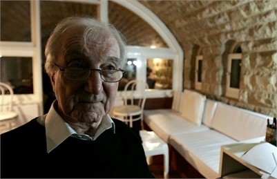 Iraqi Architect Rifat Chadirji Succumbs to COVID-19