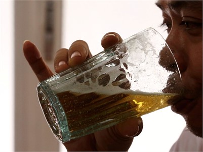 5 Drinks You Should Avoid If You Want A Flat Stomach